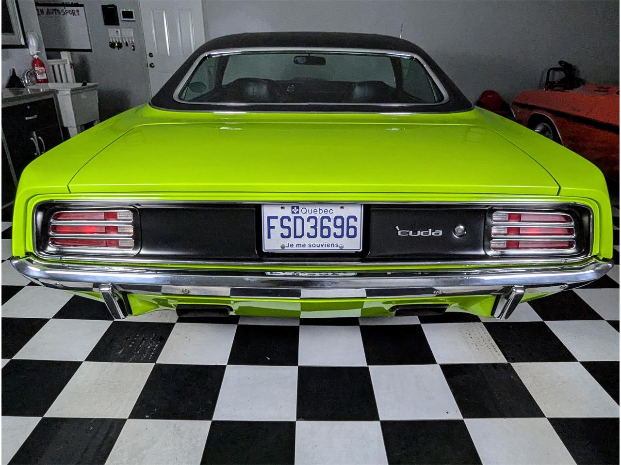 Plymouth-Cuda-1970-Lime-Light-Black-6