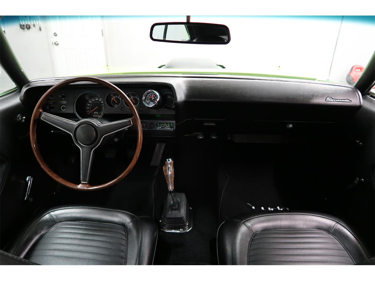 Plymouth-Cuda-1970-Lime-Light-Black-62