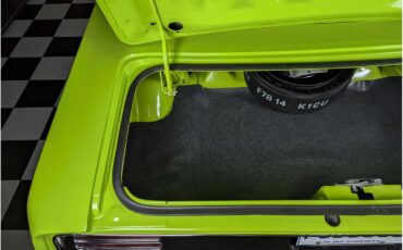 Plymouth-Cuda-1970-Lime-Light-Black-66