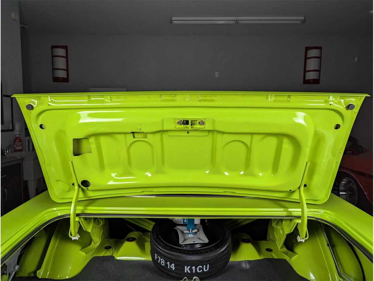 Plymouth-Cuda-1970-Lime-Light-Black-67