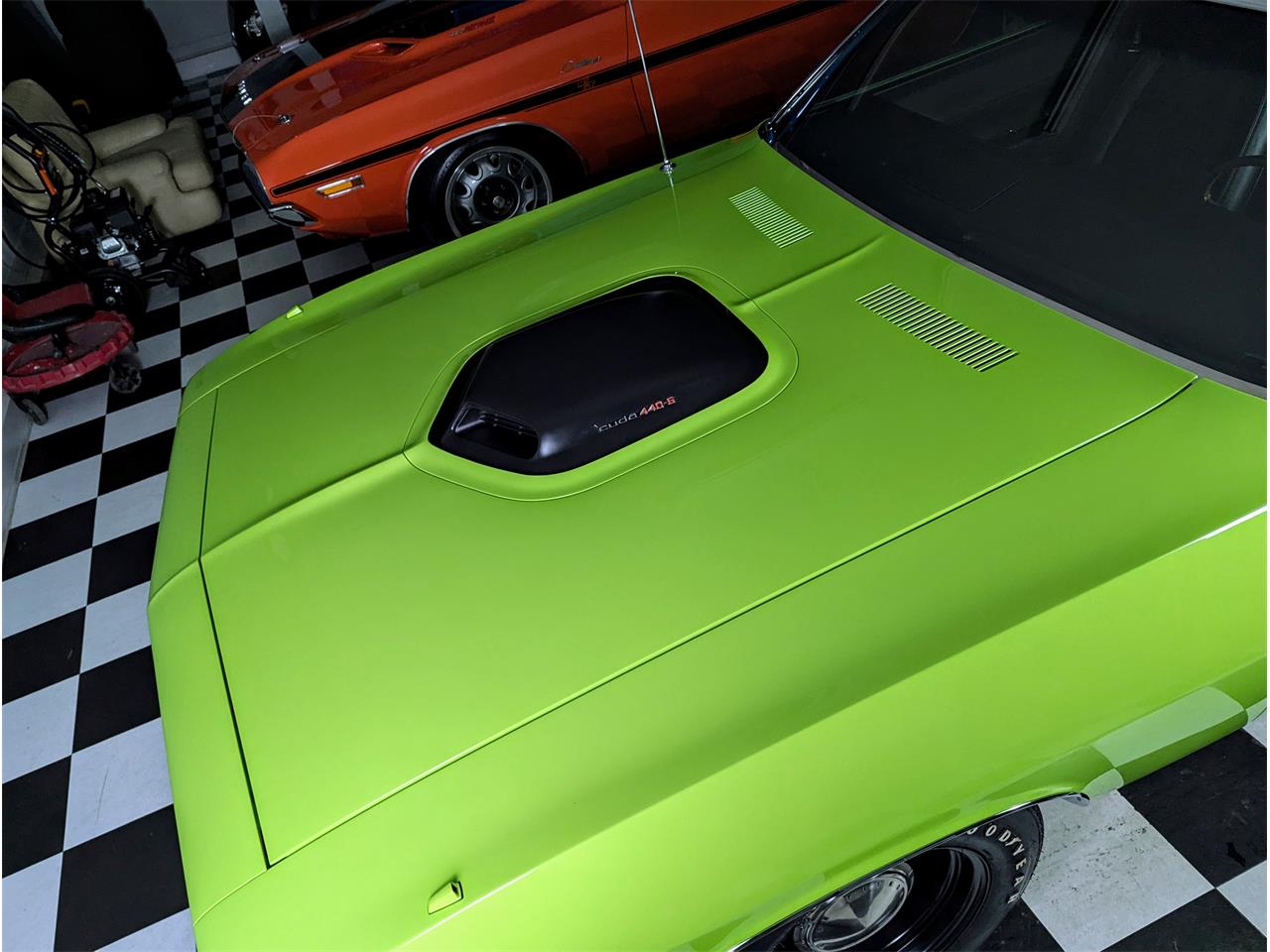 Plymouth-Cuda-1970-Lime-Light-Black-7