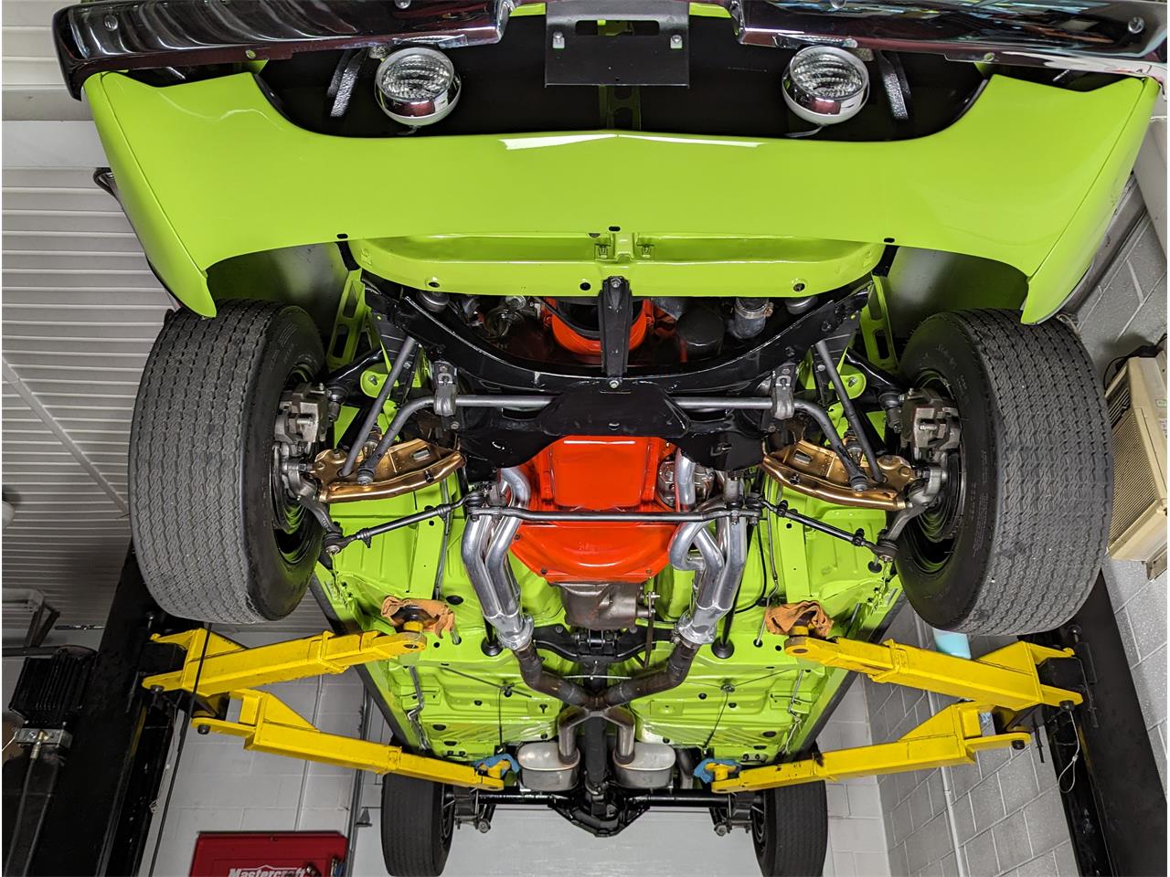 Plymouth-Cuda-1970-Lime-Light-Black-73
