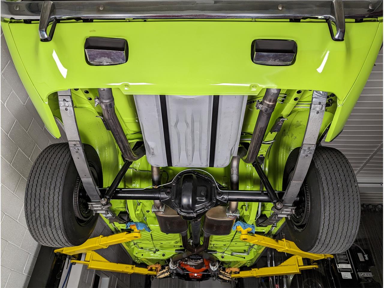 Plymouth-Cuda-1970-Lime-Light-Black-78