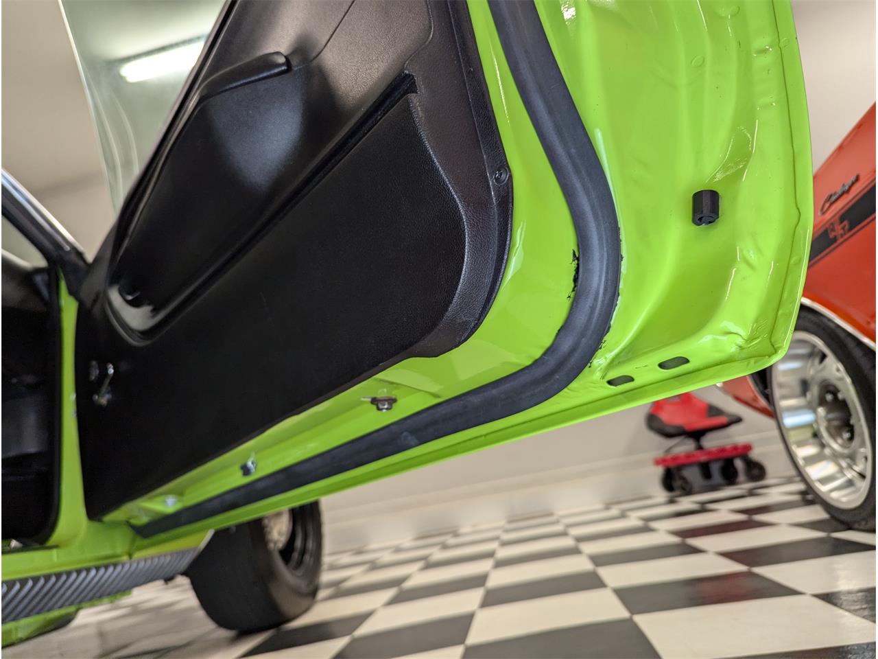 Plymouth-Cuda-1970-Lime-Light-Black-90