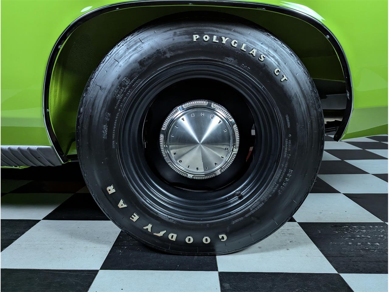 Plymouth-Cuda-1970-Lime-Light-Black-98