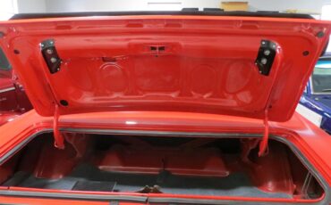 Plymouth-Cuda-1970-Red-Black-14