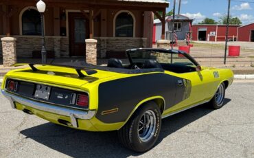 Plymouth-Cuda-1971-2