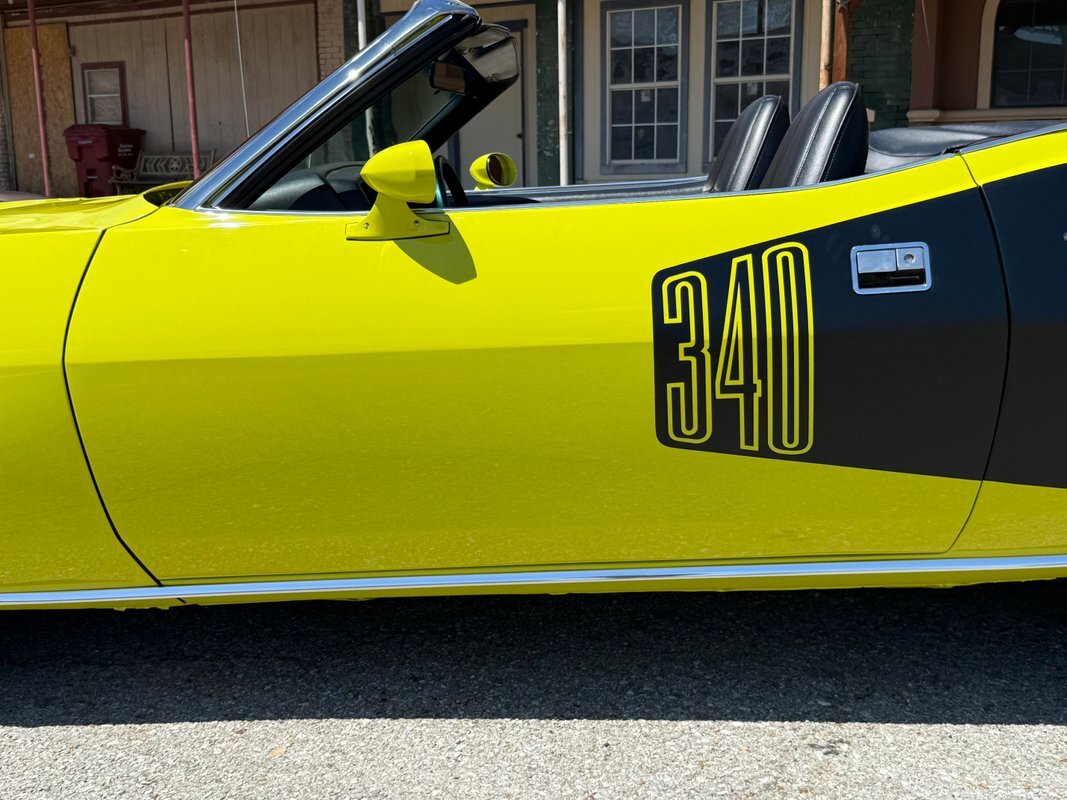 Plymouth-Cuda-1971-32