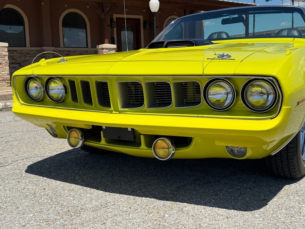 Plymouth-Cuda-1971-6