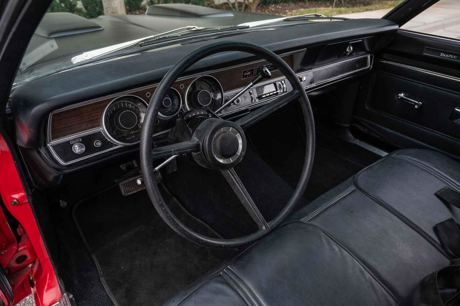 Plymouth-Duster-1970-2-Door-10