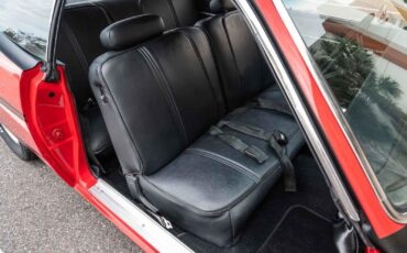 Plymouth-Duster-1970-2-Door-13