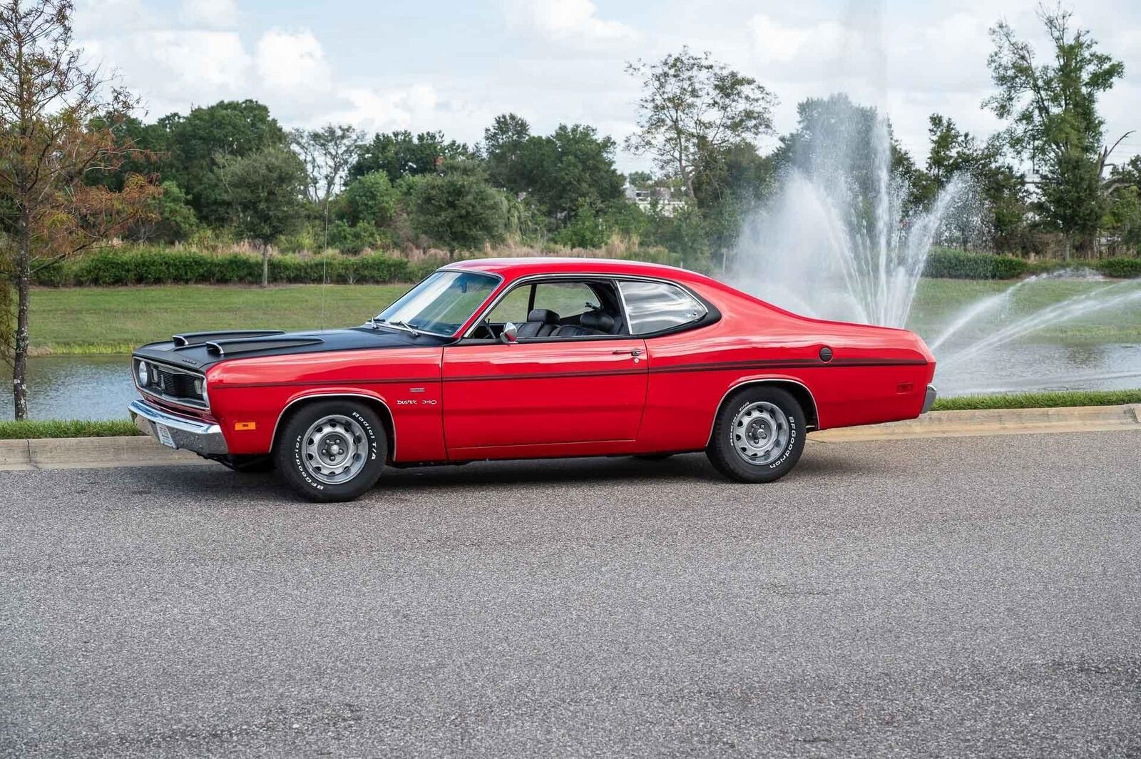 Plymouth-Duster-1970-2-Door-16