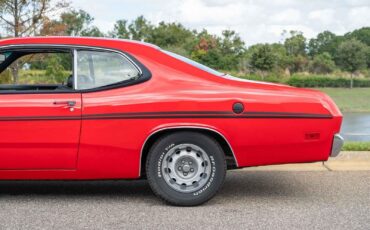 Plymouth-Duster-1970-2-Door-22