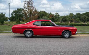 Plymouth-Duster-1970-2-Door-34