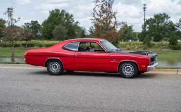 Plymouth-Duster-1970-2-Door-35