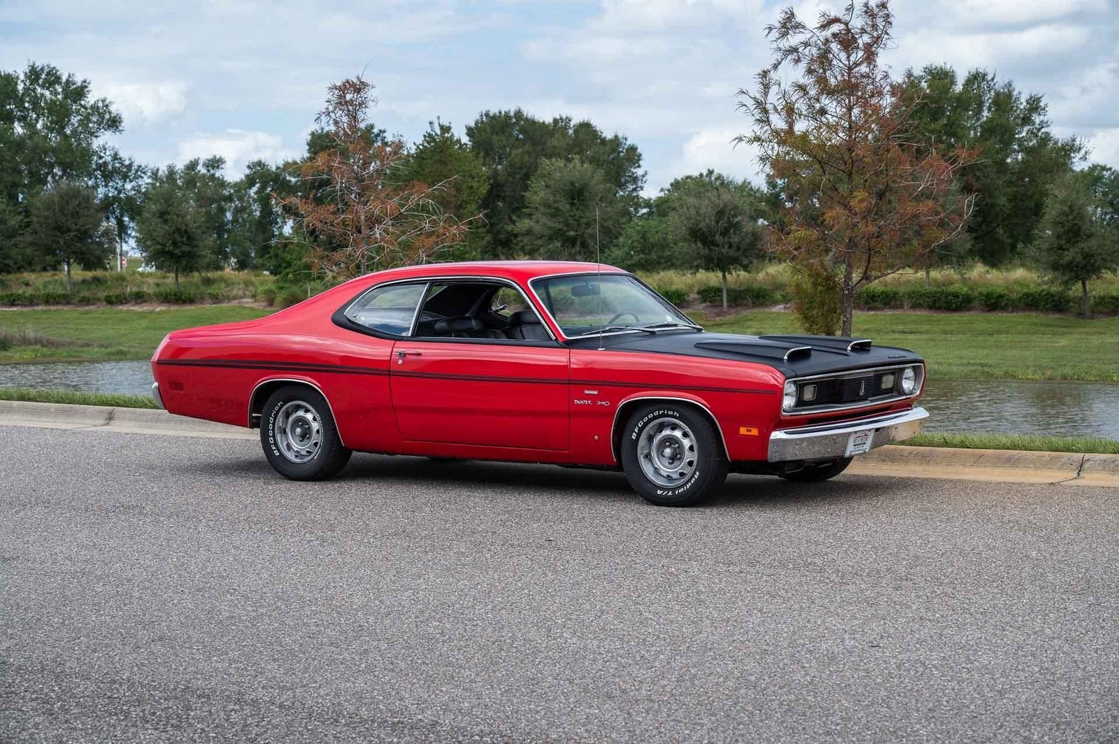 Plymouth-Duster-1970-2-Door-36
