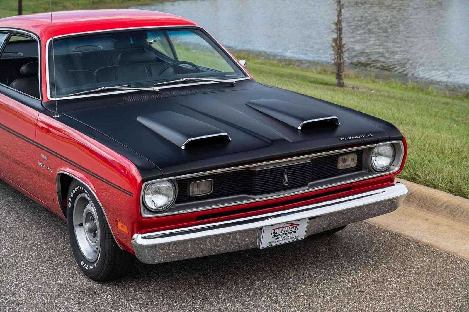 Plymouth-Duster-1970-2-Door-37