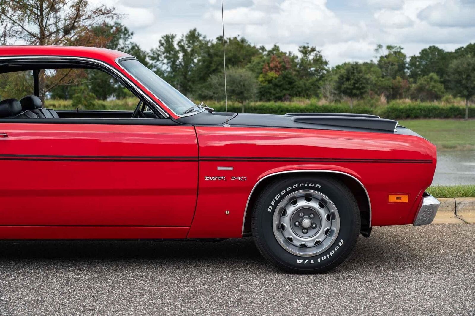 Plymouth-Duster-1970-2-Door-39