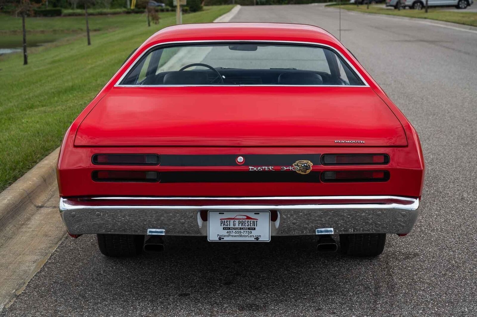 Plymouth-Duster-1970-2-Door-4