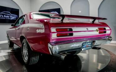 Plymouth-Duster-1971-23