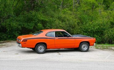 Plymouth-Duster-1972-Coupe-12