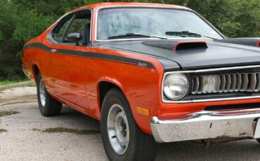 Plymouth-Duster-1972-Coupe-16
