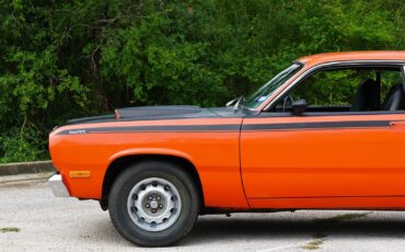 Plymouth-Duster-1972-Coupe-18