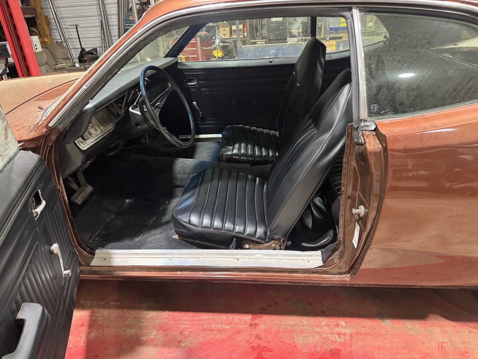Plymouth-Duster-1973-Coupe-17