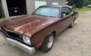 Plymouth-Duster-1973-Coupe-3