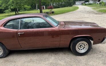 Plymouth-Duster-1973-Coupe-8