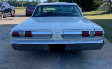 Plymouth-Fury-1966-White-5