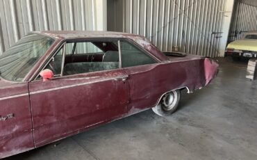 Plymouth-Fury-1967-4