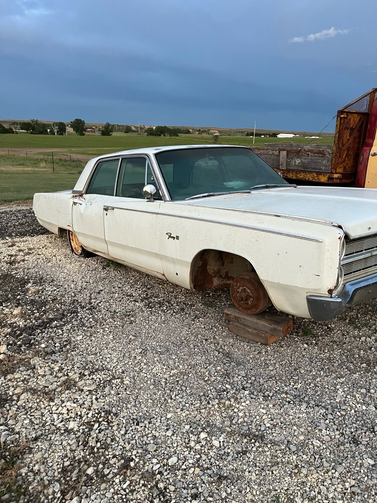 Plymouth-Fury-1967-7
