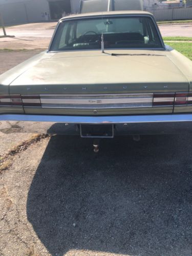 Plymouth-Fury-1968-4
