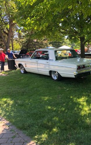 Plymouth-Fury-iii-1966-White-1