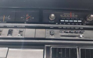 Plymouth-Fury-iii-1967-Custom-5