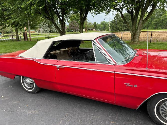 Plymouth-Fury-iii-1967-Red-10