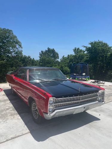 Plymouth-Fury-iii-1967-Red-12