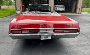 Plymouth-Fury-iii-1967-Red-8