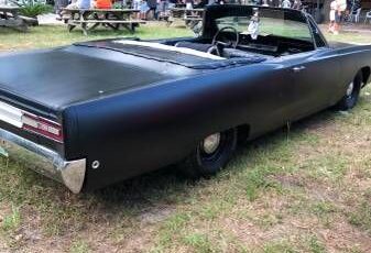 Plymouth-Fury-iii-1968