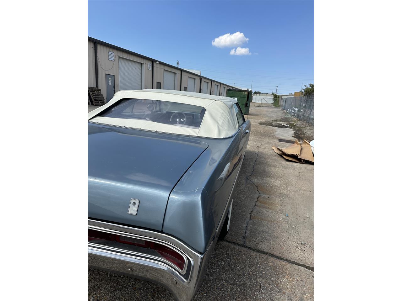 Plymouth-Fury-iii-1970-Blue-White-1