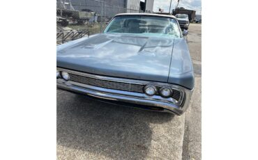 Plymouth-Fury-iii-1970-Blue-White-2