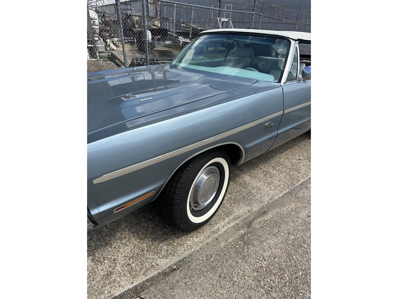 Plymouth-Fury-iii-1970-Blue-White-3