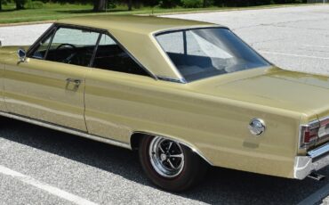 Plymouth-GTX-1967-Coupe-3