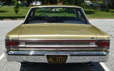 Plymouth-GTX-1967-Coupe-5