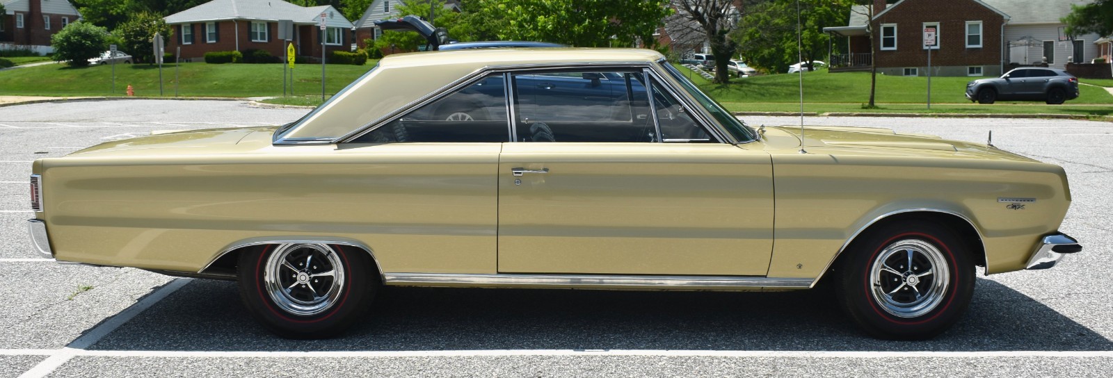 Plymouth-GTX-1967-Coupe-8