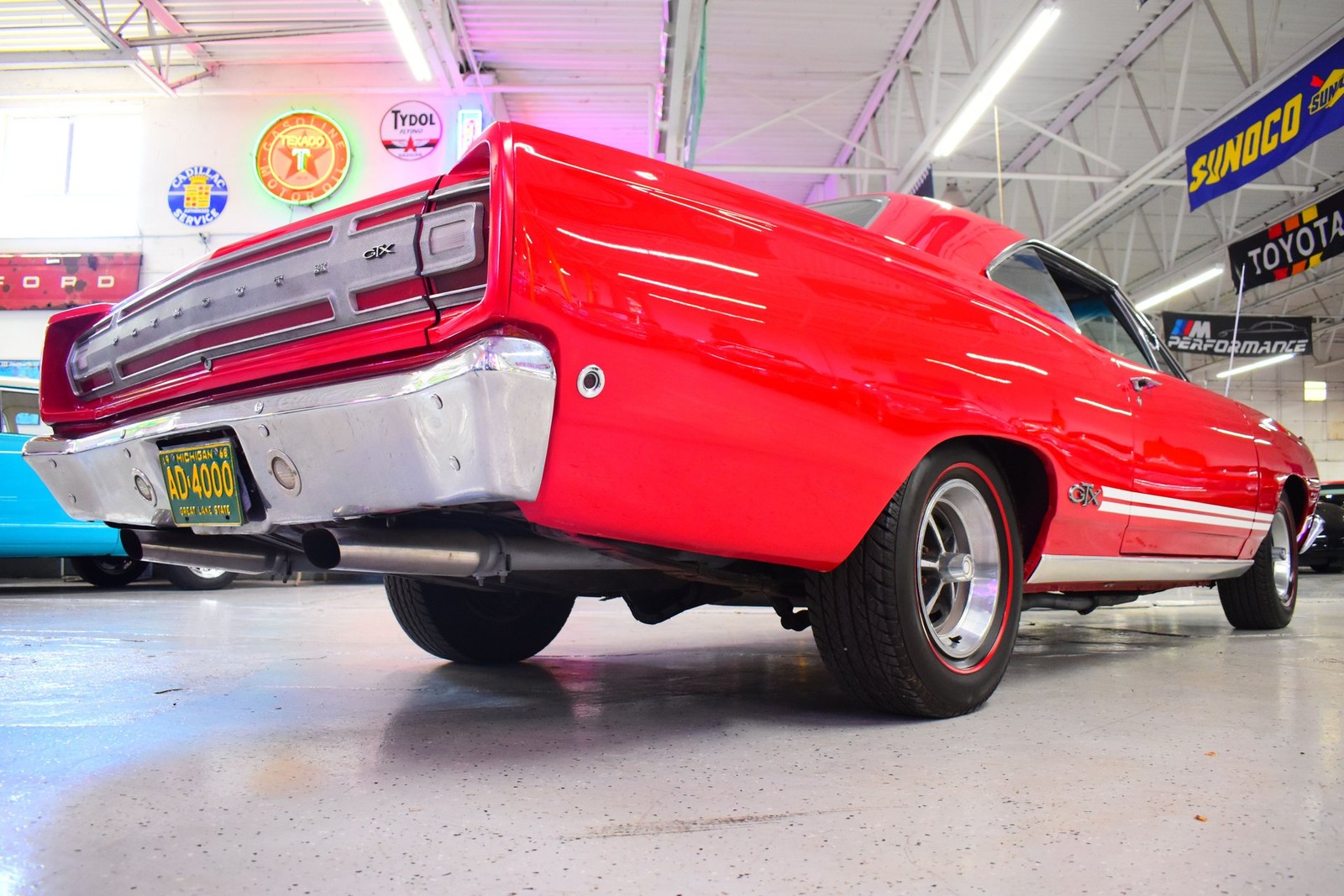 Plymouth-GTX-1968-12