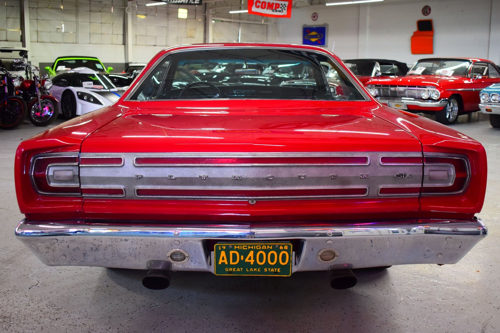 Plymouth-GTX-1968-13