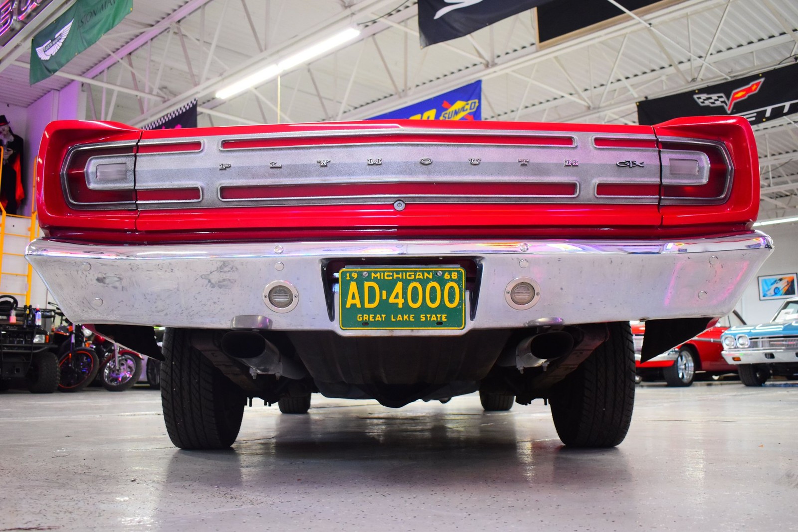 Plymouth-GTX-1968-15