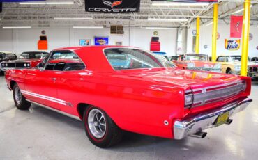 Plymouth-GTX-1968-16